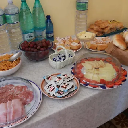 Casa Lanfranchi Bed & Breakfast 3*