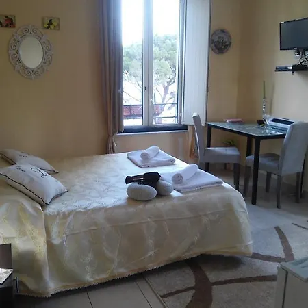 Casa Lanfranchi Bed and breakfast 3*