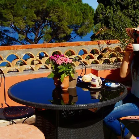 Casa Lanfranchi Bed and breakfast 3*