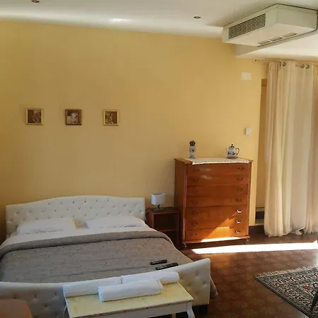 Casa Lanfranchi Bed and breakfast 3*